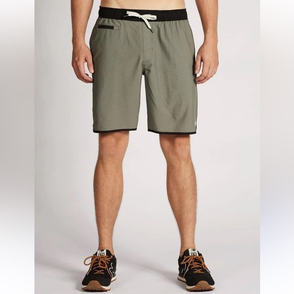 Vuori Banks Short Olive Green Black Polka Dots‎ Drawstring Quick Drying Men S - Picture 1 of 14